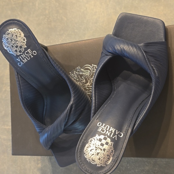 Vince Camuto Dark Blue Twist Heels - Picture 6 of 9